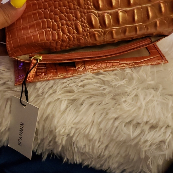 Brahmin Wallet - Picture 3 of 4